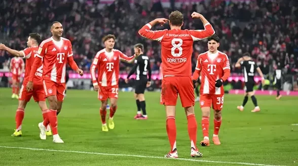 قمة مثيرة: لايبزيج يستضيف بايرن ميونخ في الجولة 18 من الدوري الألماني
