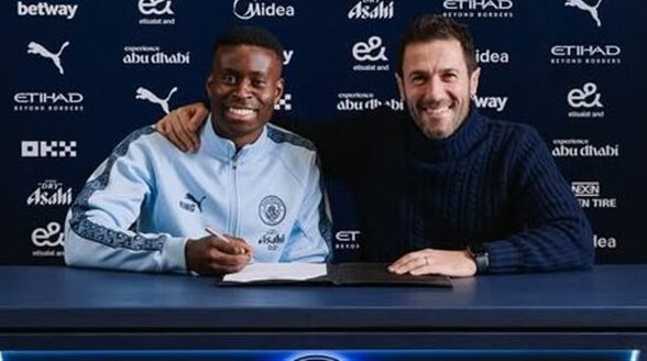 مانشستر سيتي يعلن ضم مارك جيهي لتدعيم خط الدفاع