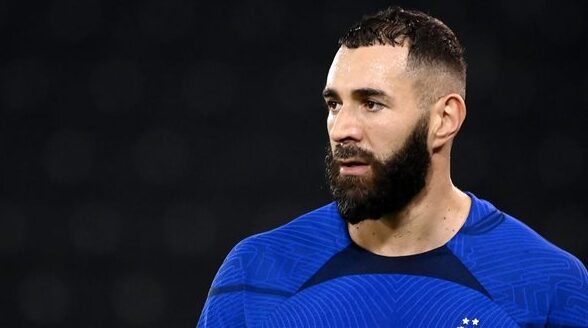 الهلال السعودي يوقع مع كريم بنزيما حتى عام ألفين وسبعة وعشرين