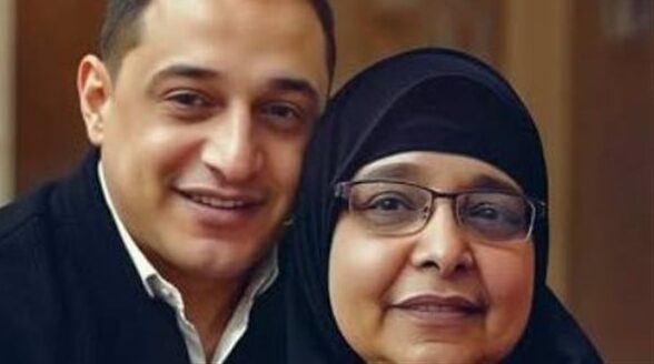 رضا البحراوي يسعى لاستعادة الابتسامة والفرح بعد فقدان والدته