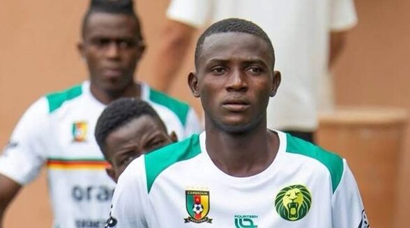 سيرج داورا الكاميروني يصل القاهرة استعدادًا للانضمام إلى النادي الأهلي